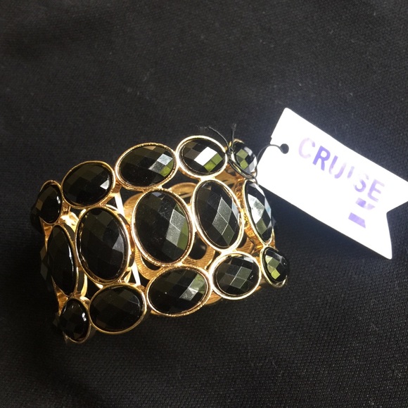 Cruise Club Statement Bracelet - Picture 2 of 3